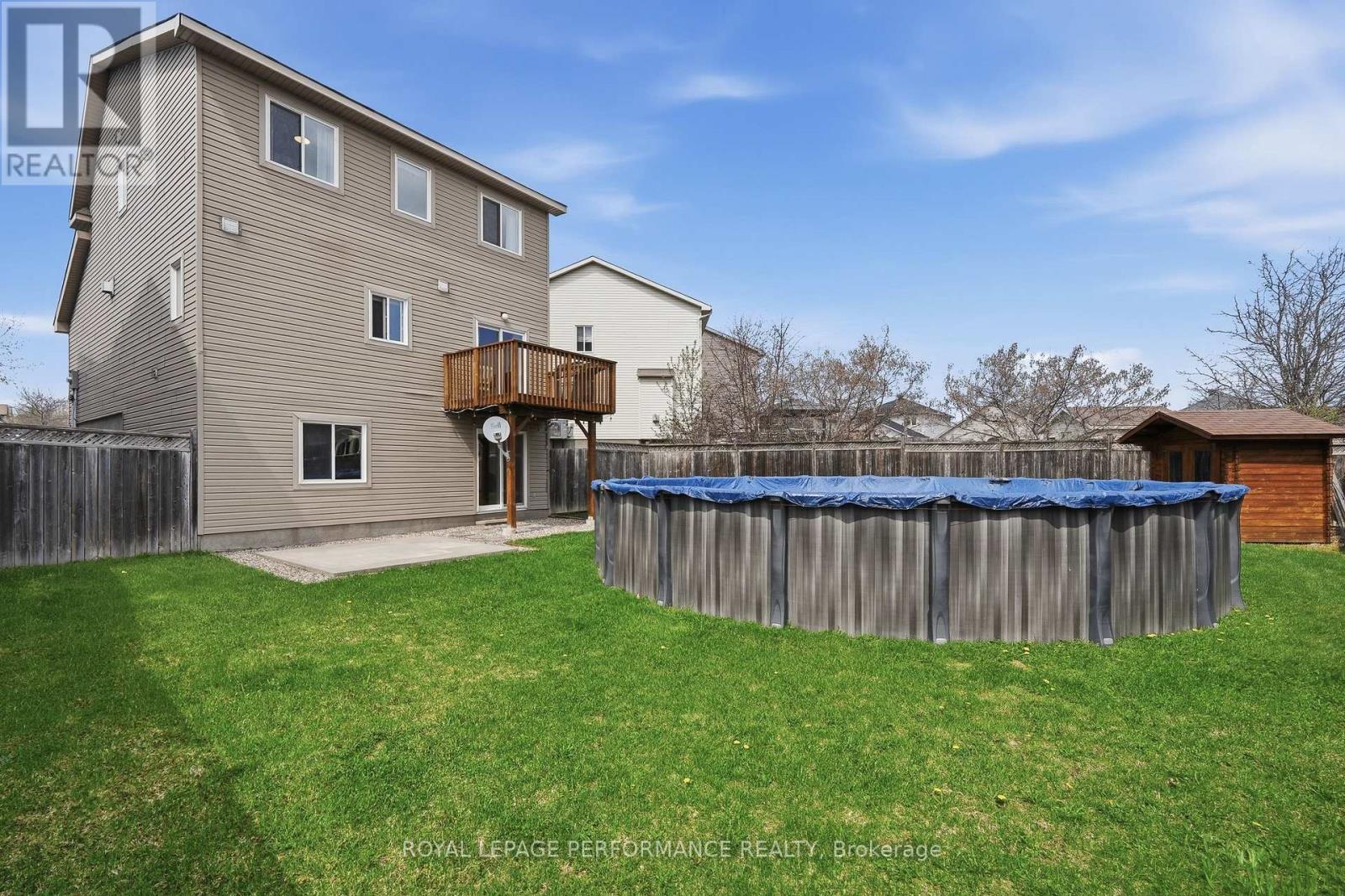 366 JASPER CRESCENT S - 42