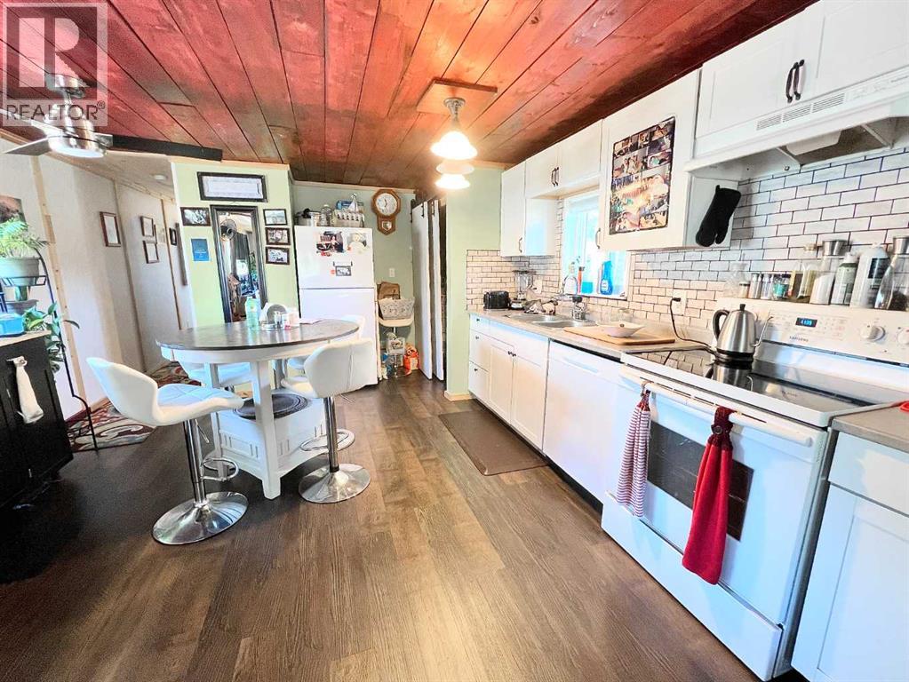13, 660022 Range Road 225.5 - 5