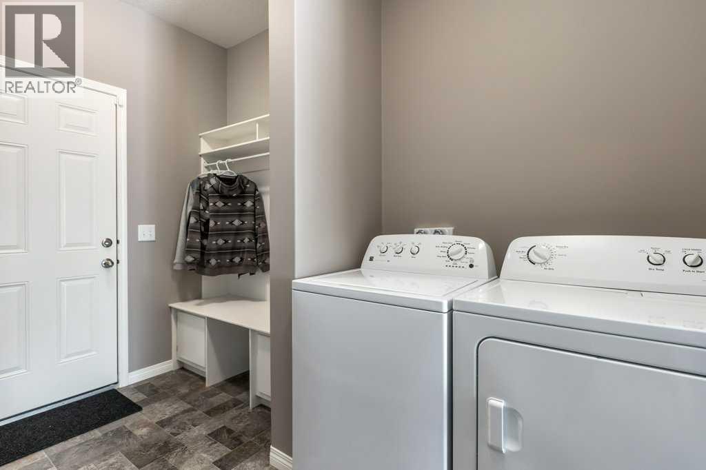 105 Wildrose Green - 11