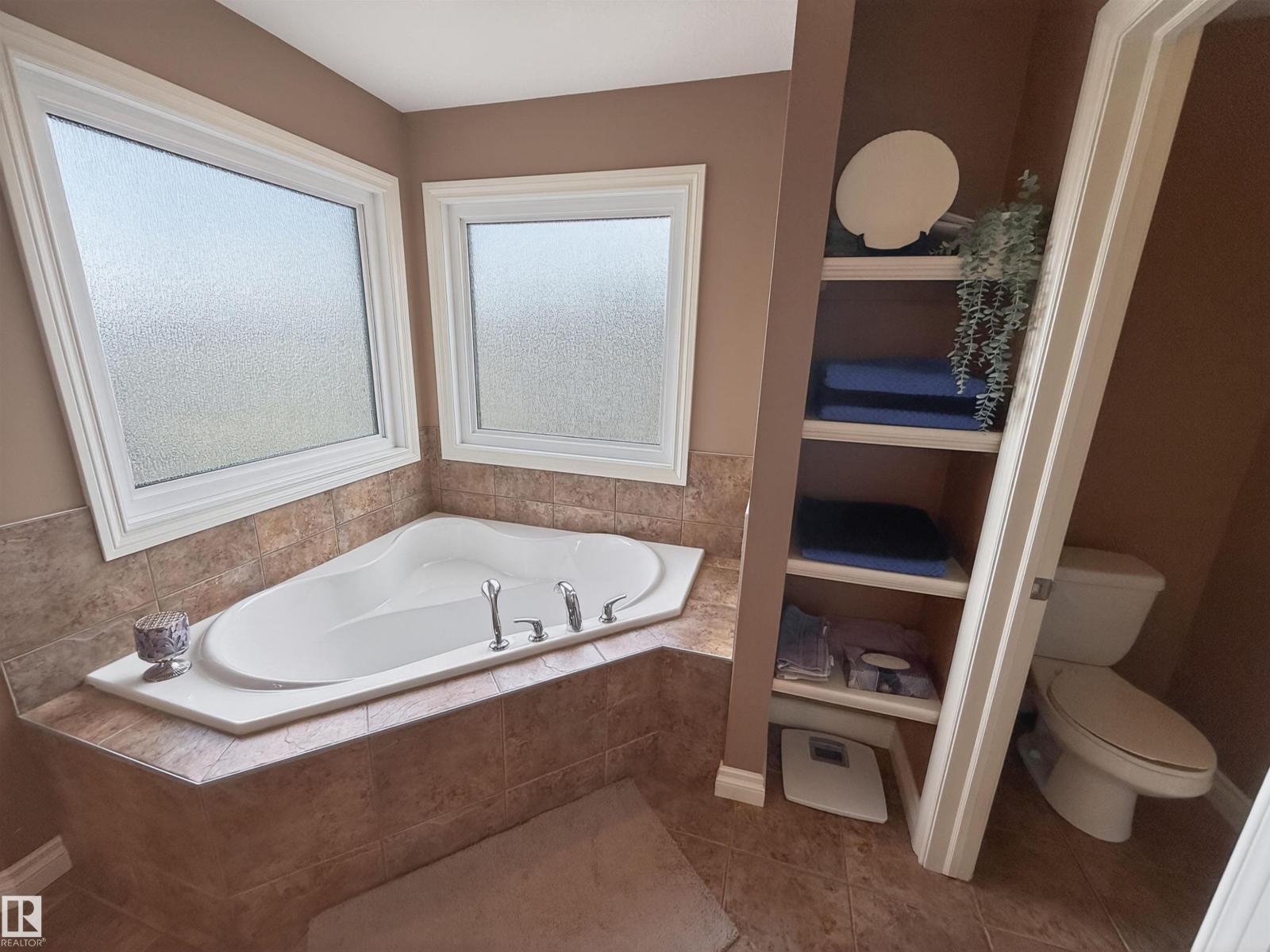 25 VICTOR CO, Spruce Grove