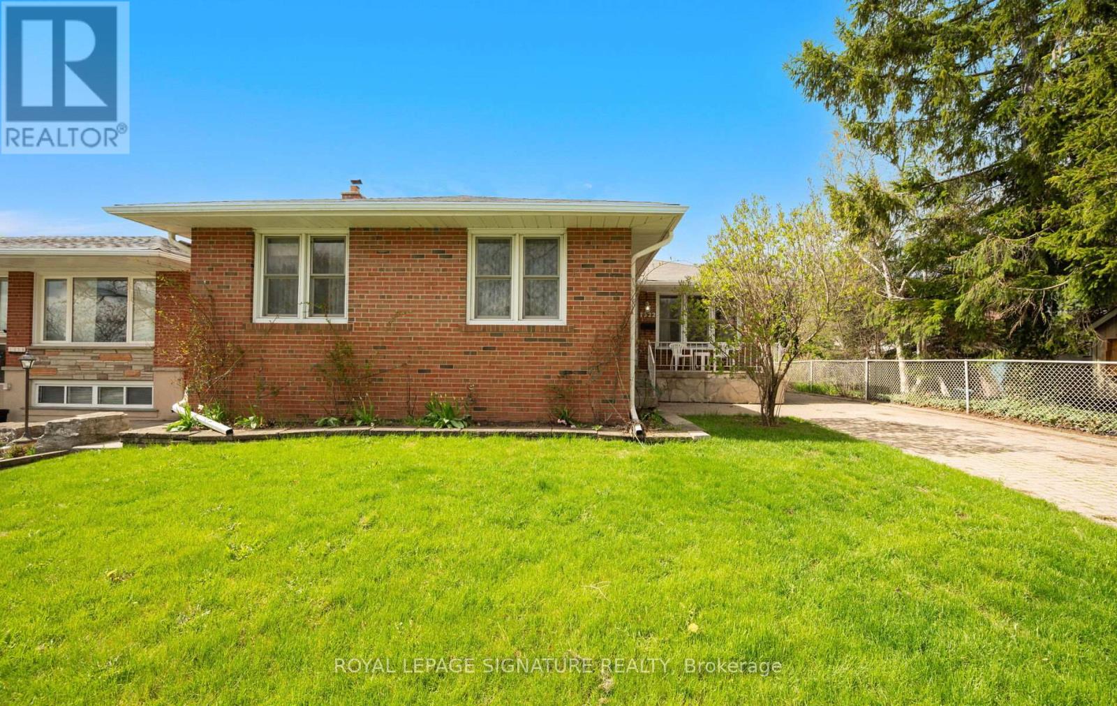 1322 KELLY ROAD - Image 2