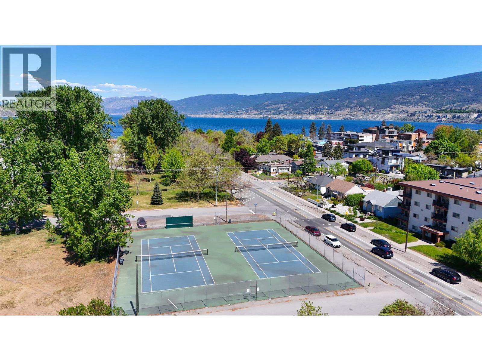 #207 922 DYNES Avenue - 22