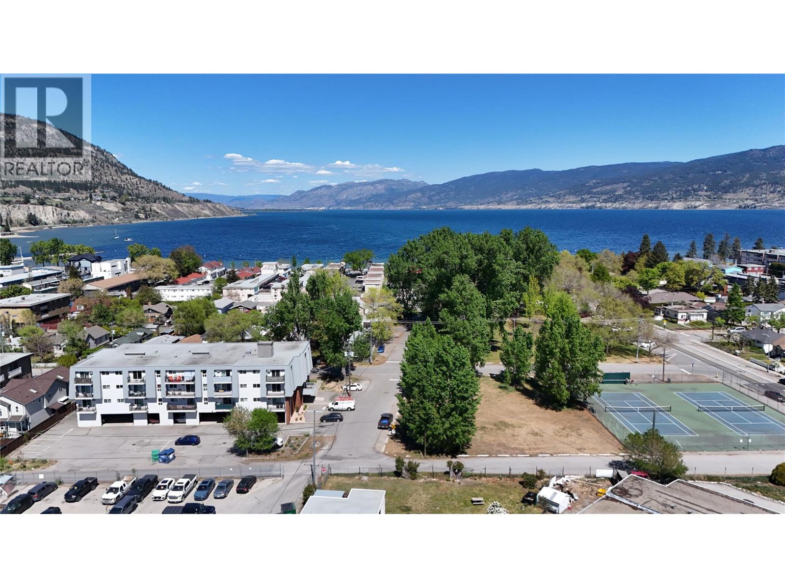 #207 922 DYNES Avenue - 24