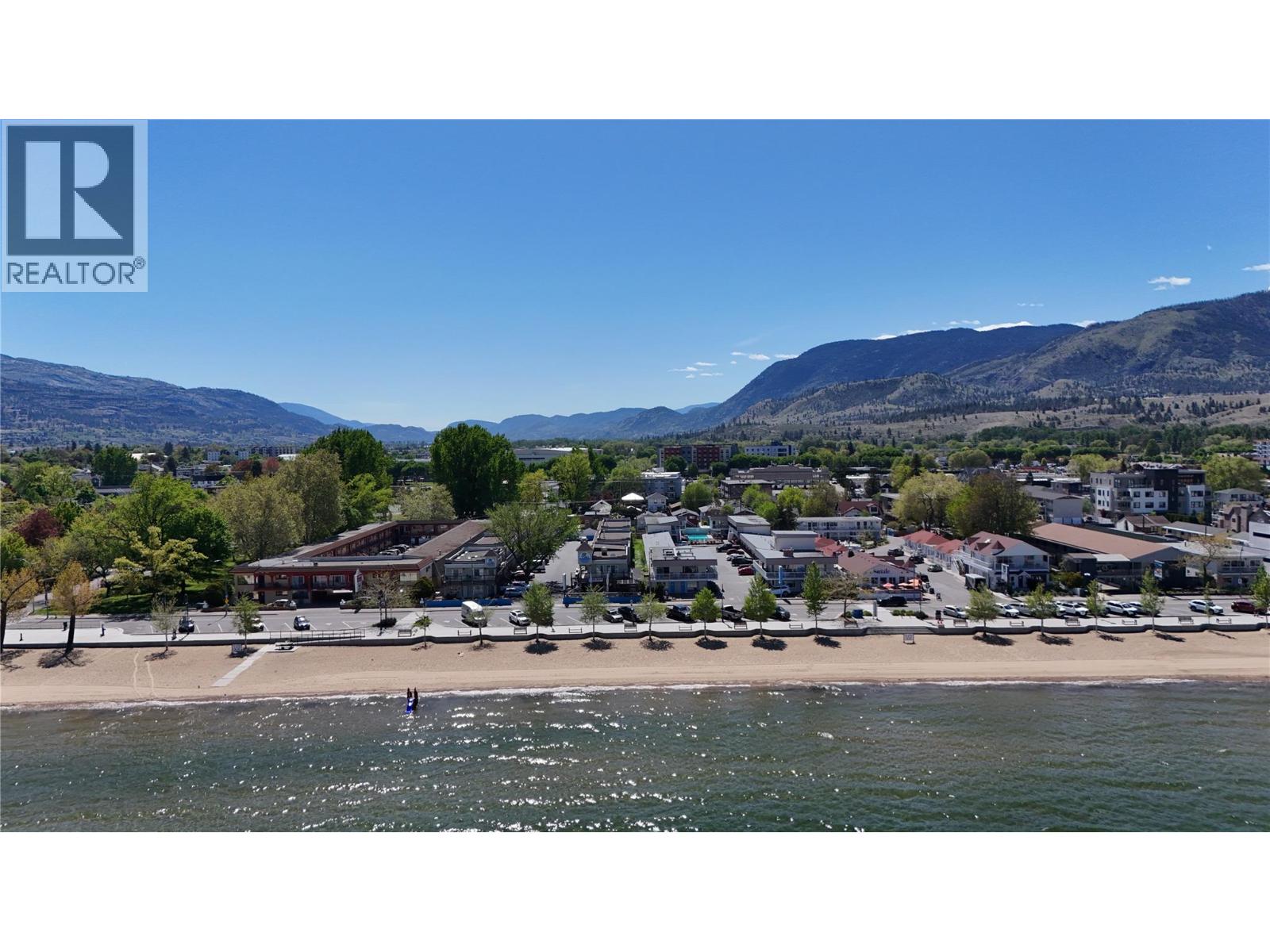#207 922 DYNES Avenue - 28