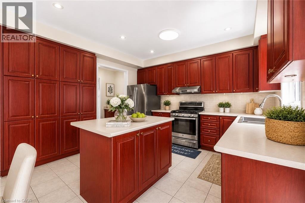 6 CANARYGRASS Drive, Brampton, Ontario, L6R3C4 — Photo 10
