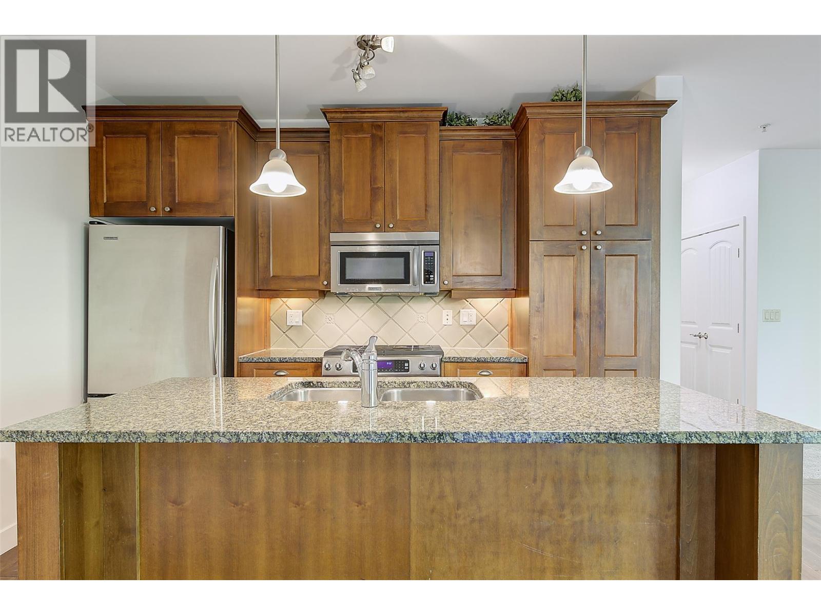 #2104 4042 Pritchard Drive - 5