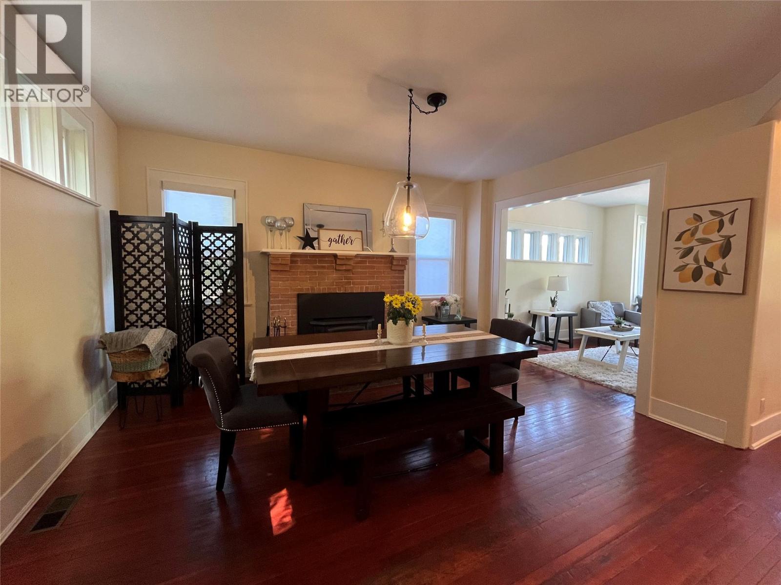 2070 RIVERSIDE Avenue - 12