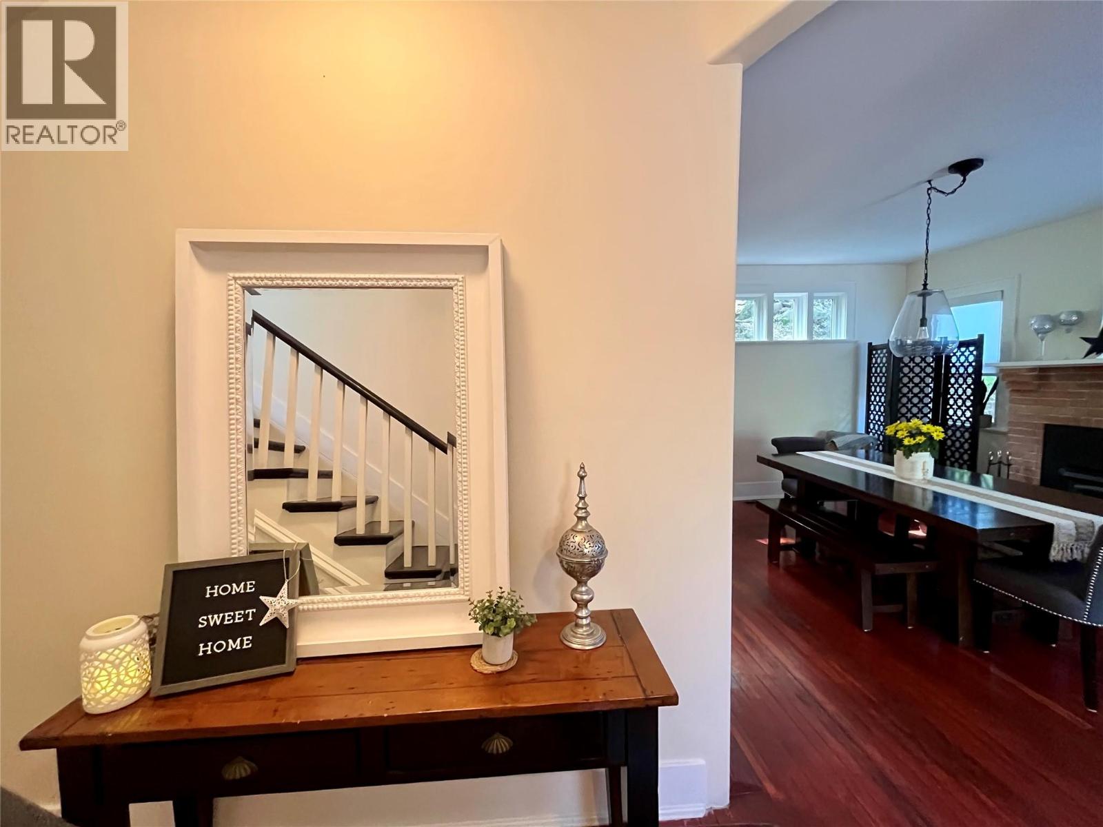 2070 RIVERSIDE Avenue - 7