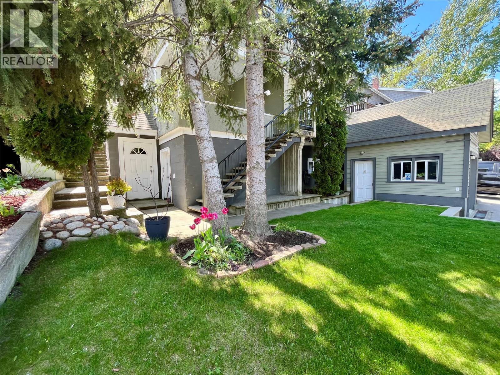 2070 RIVERSIDE Avenue - Image 3