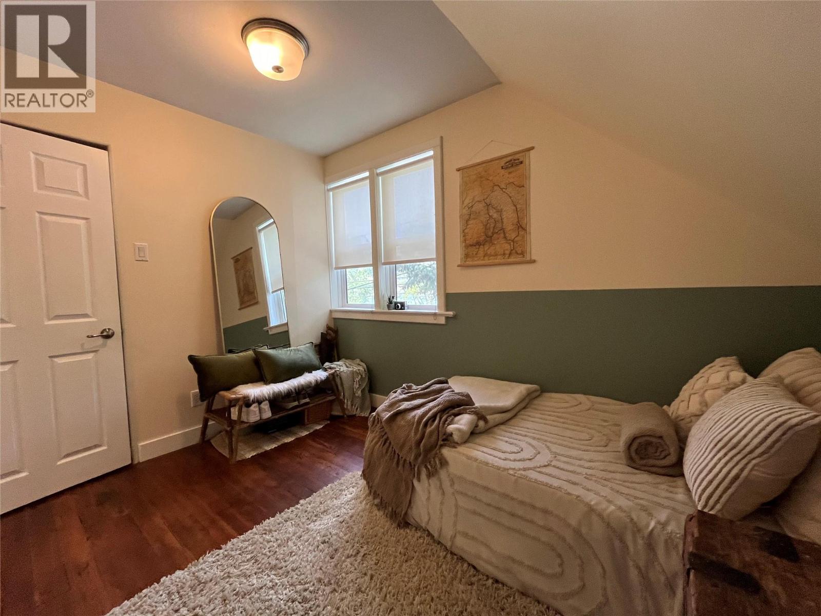 2070 RIVERSIDE Avenue - 26