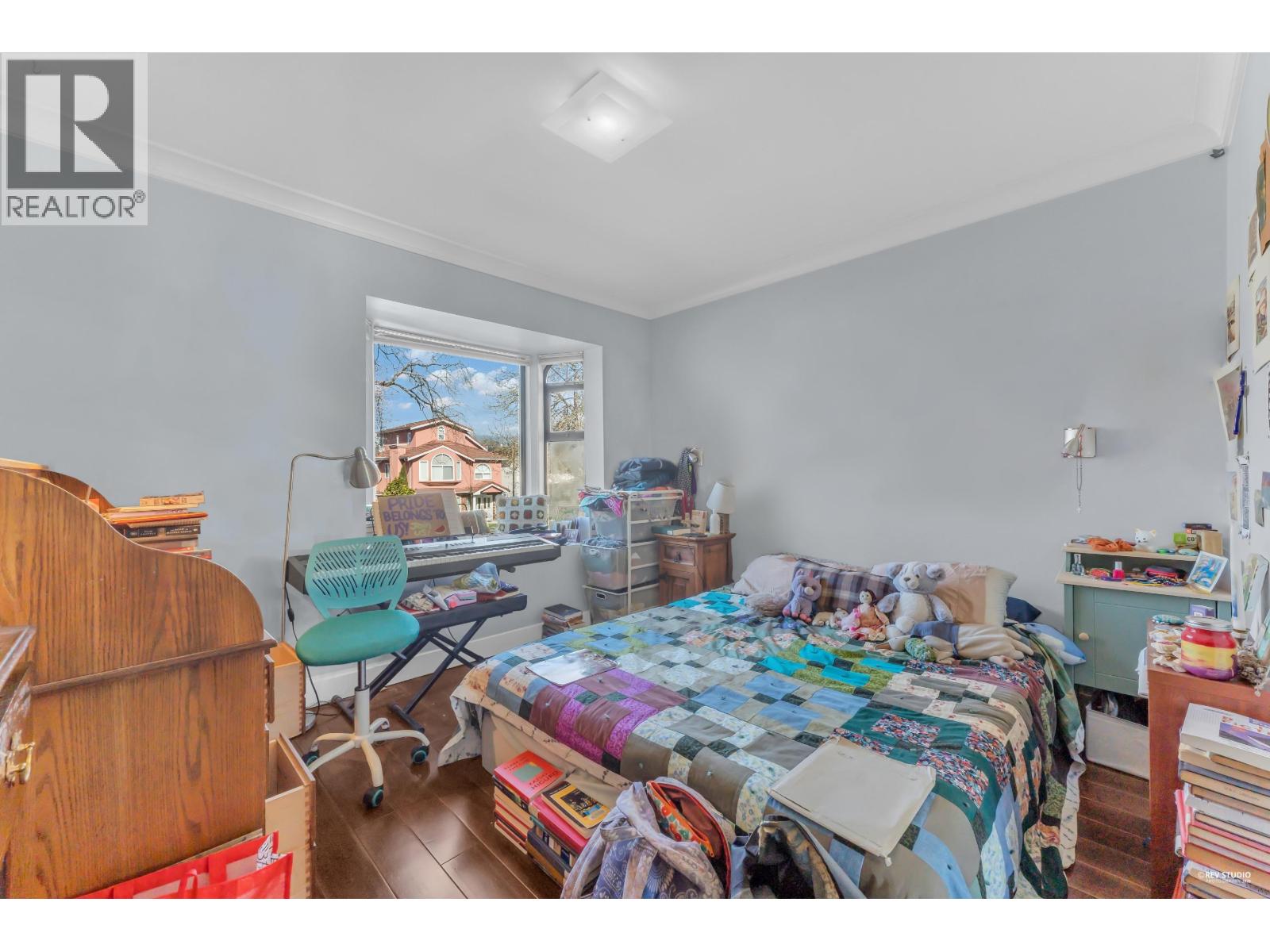 3 Bed, 2 Bath House for Sale in Vancouver – 2576 PARKER STREET, Vancouver - Image 5