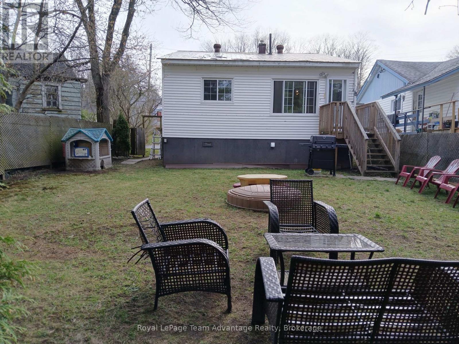 3 RIVERDALE ROAD - 33