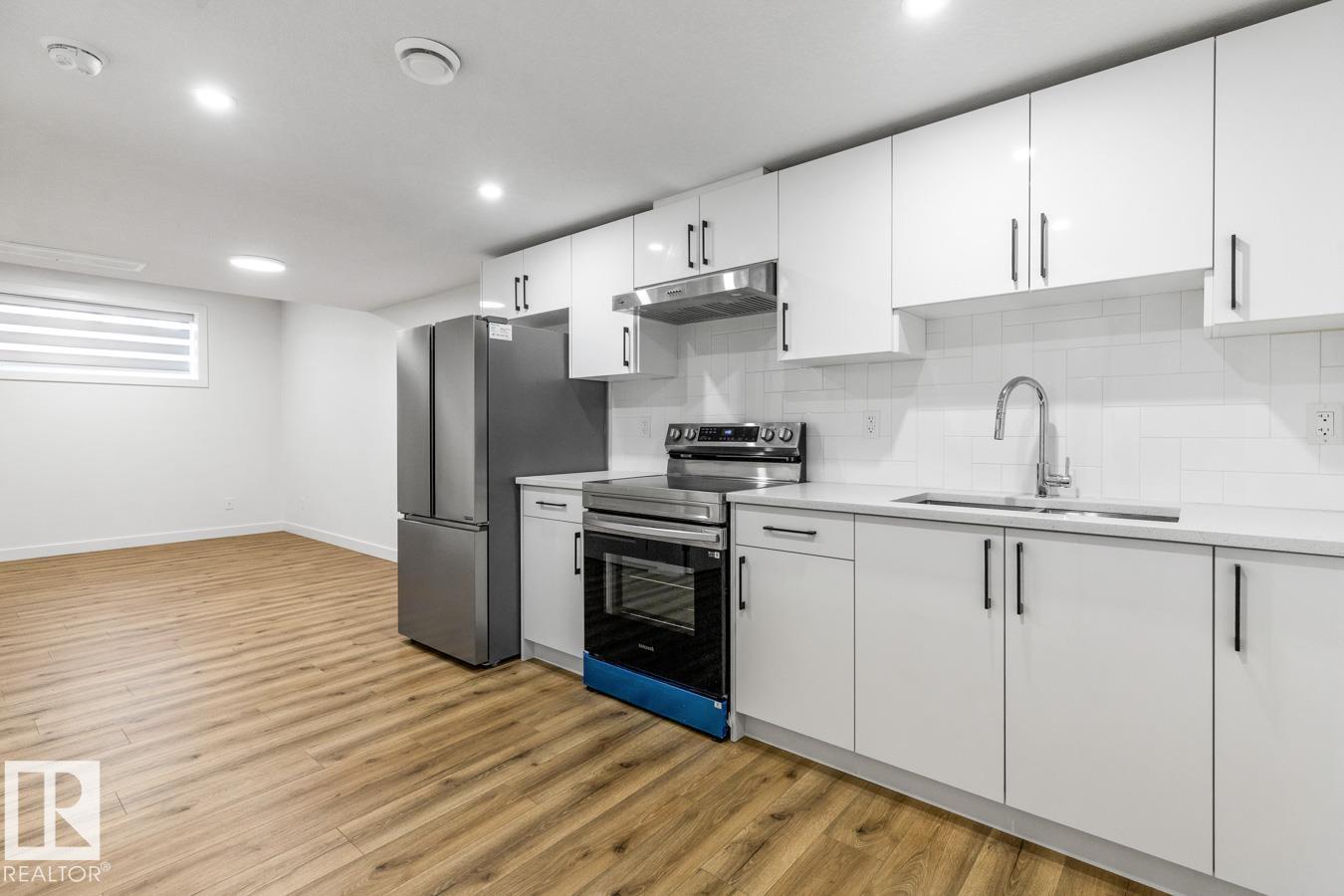 6625 46 AV, Beaumont
