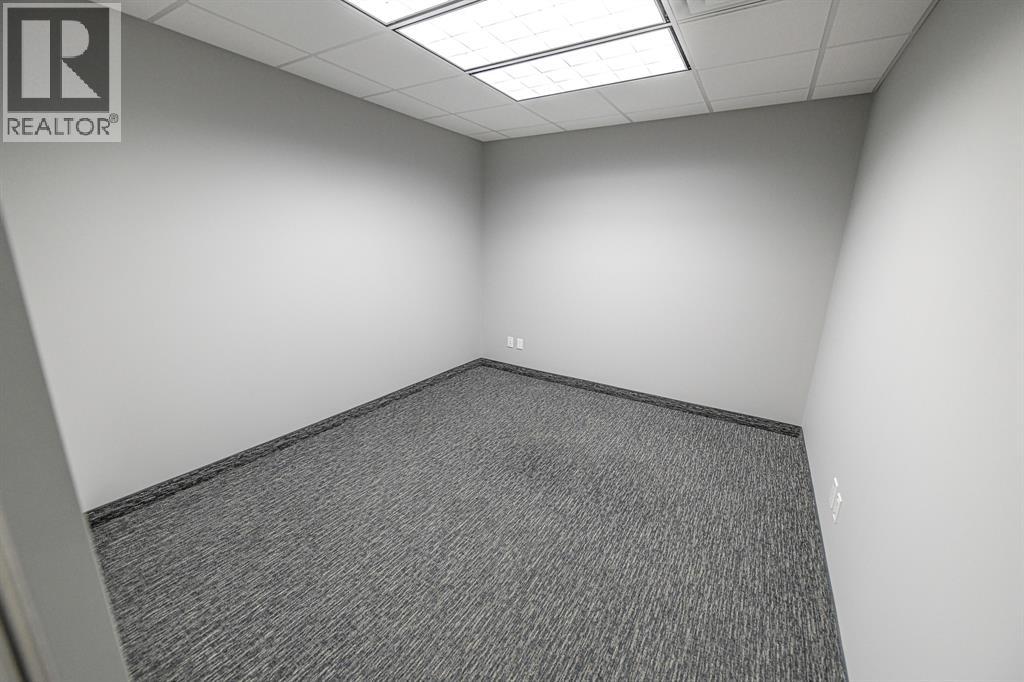 10920 84 Avenue - Photo 5