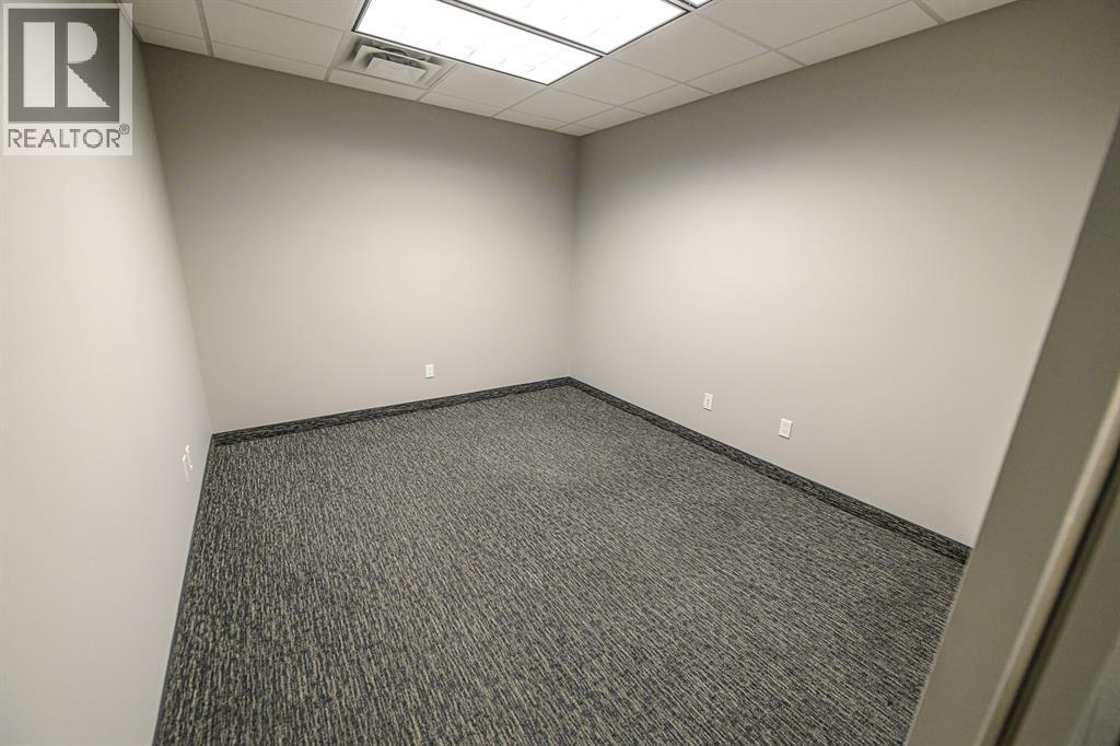 10920 84 Avenue - Photo 9