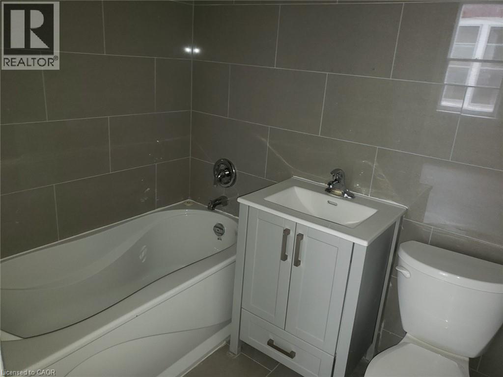 95 CAYUGA Street Unit# 2, Brantford, Ontario, N3S1X1 — Photo 6