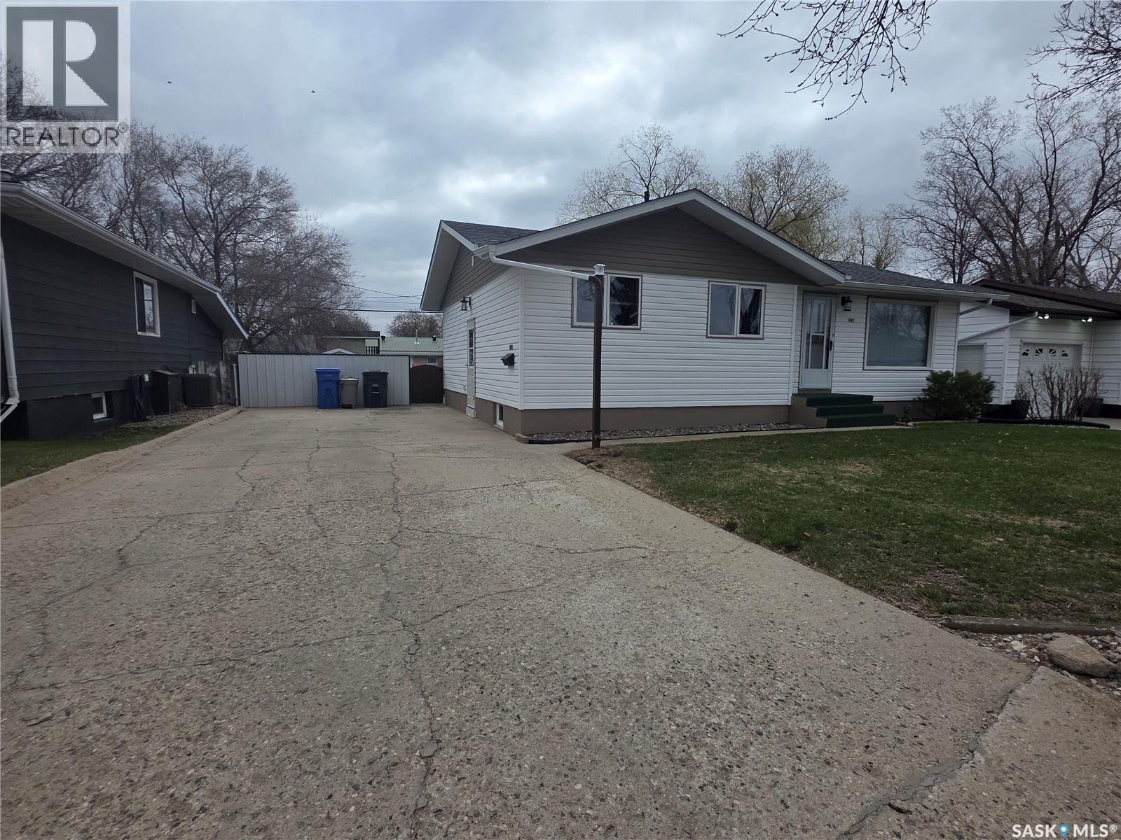 1841 Gibbs ROAD - Image 3