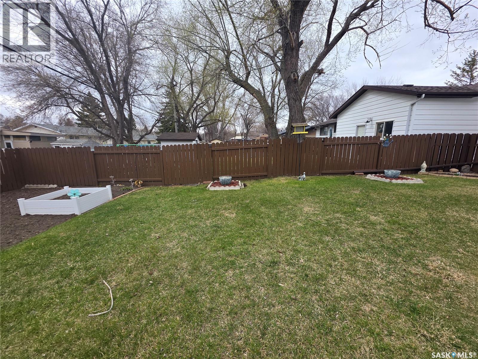 1841 Gibbs ROAD - 46