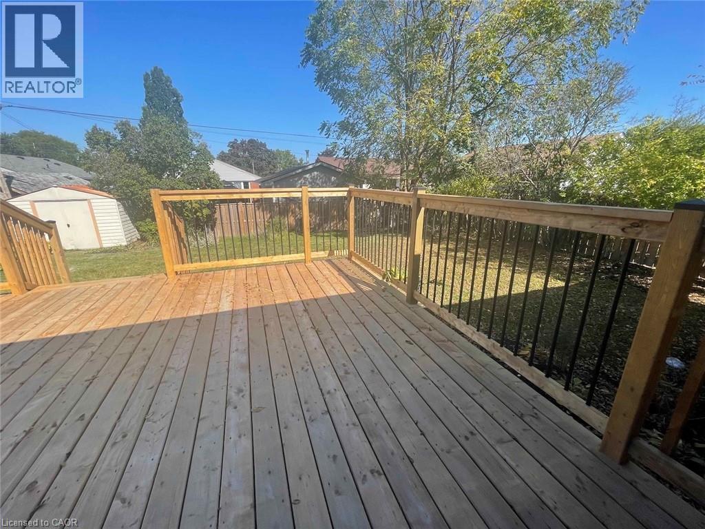 45 ENDFIELD Avenue Unit# 1, Hamilton, Ontario, L8T2L3 — Photo 15