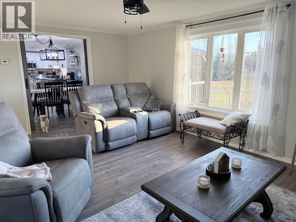 51 PEBBLE DRIVE, Fort Nelson