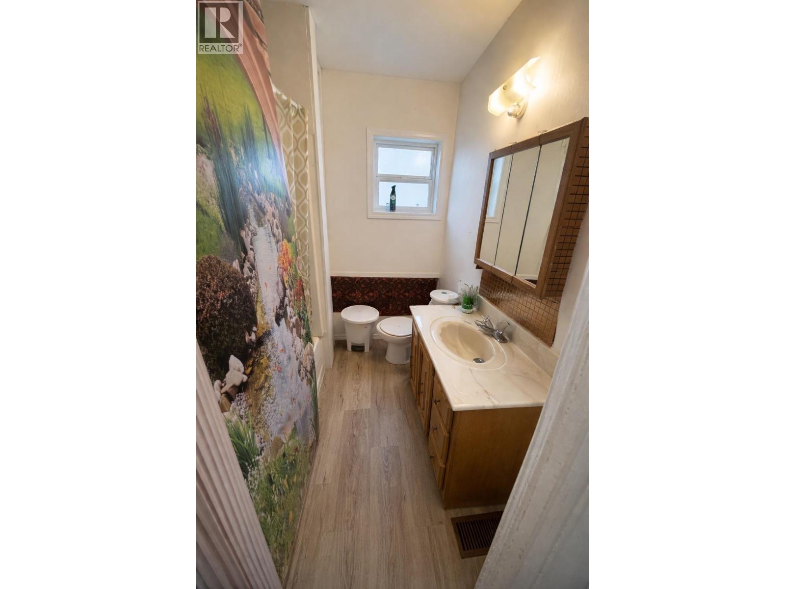 Photo 12 of 17 — 534 IRWIN STREET · Prince George, BC