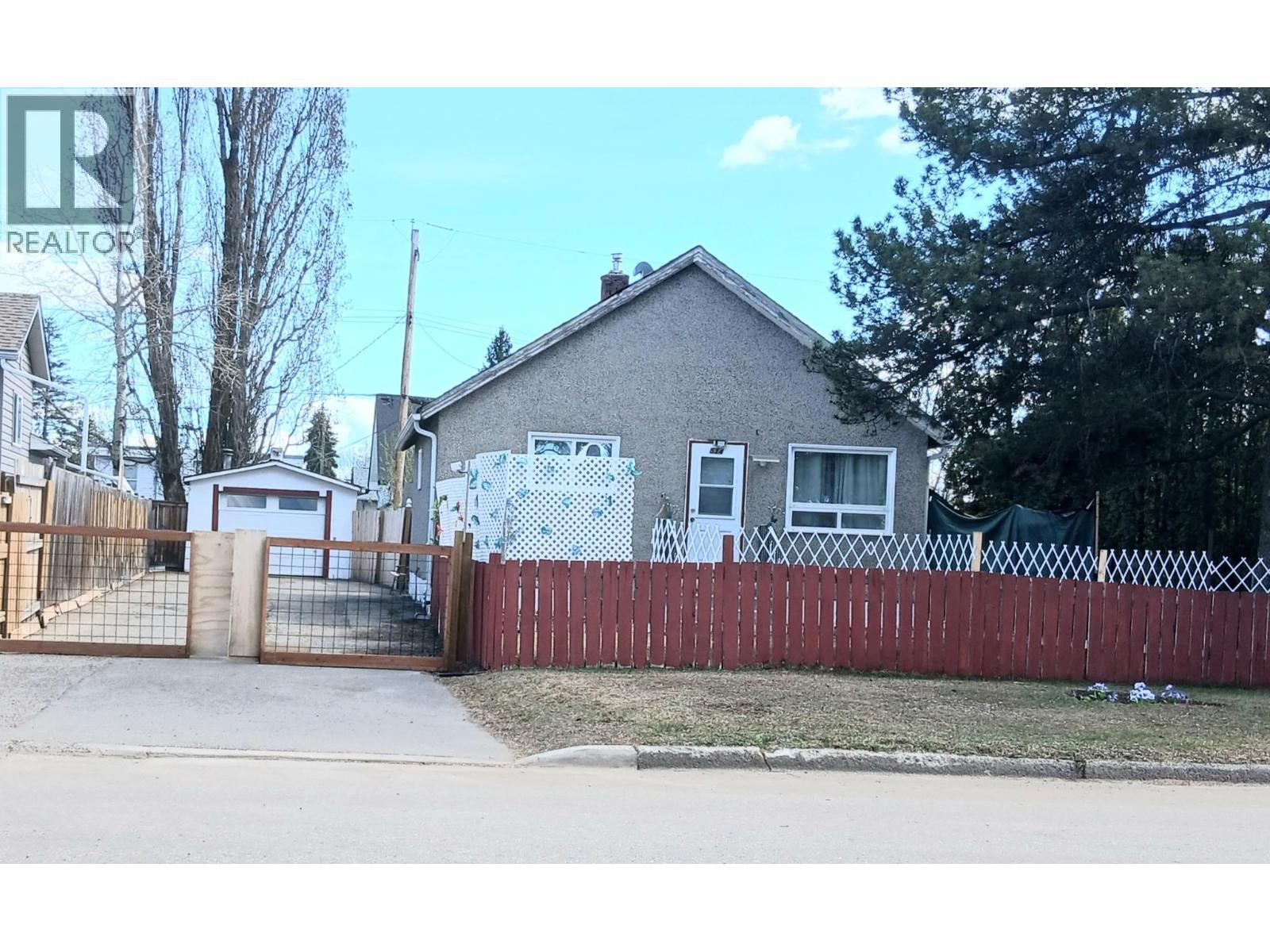 534 IRWIN STREET — $339,900