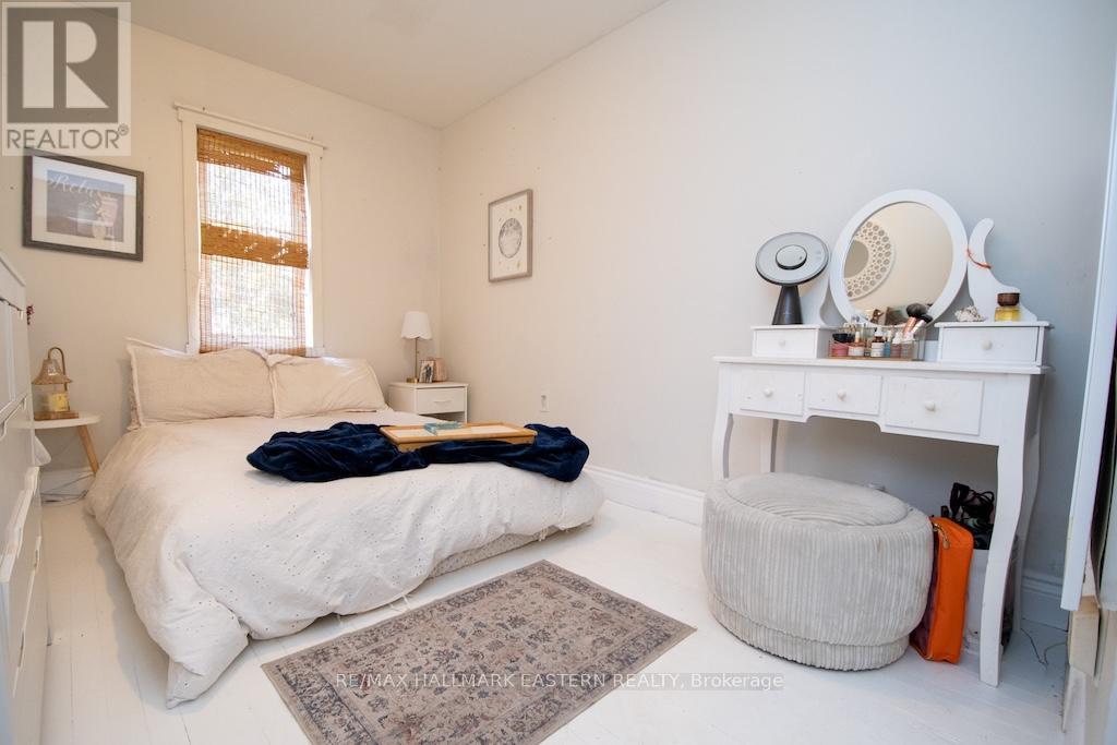 2305 THURSTONIA ROAD - 20