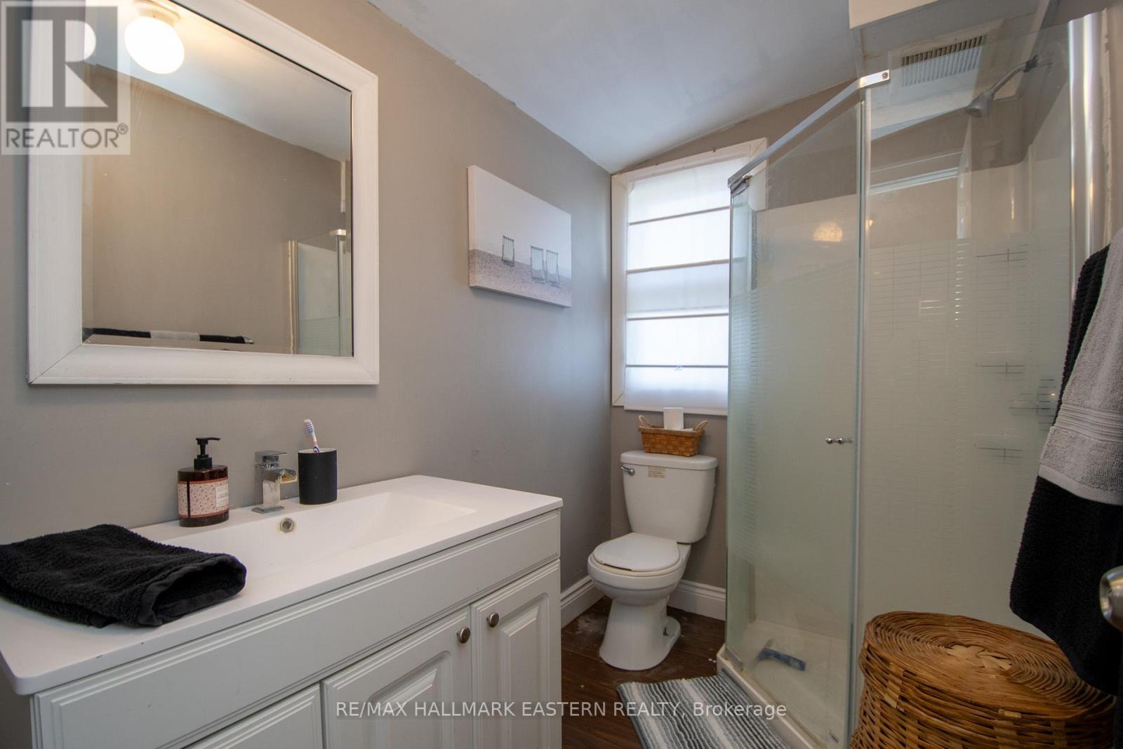 2305 THURSTONIA ROAD - 25