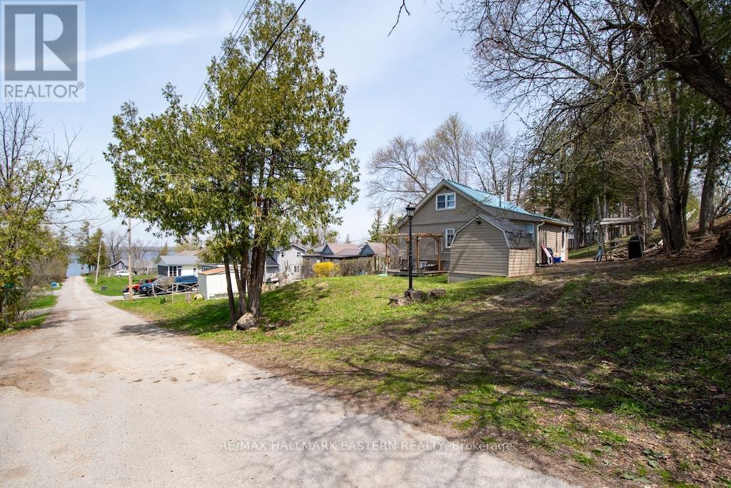2305 THURSTONIA ROAD - 28