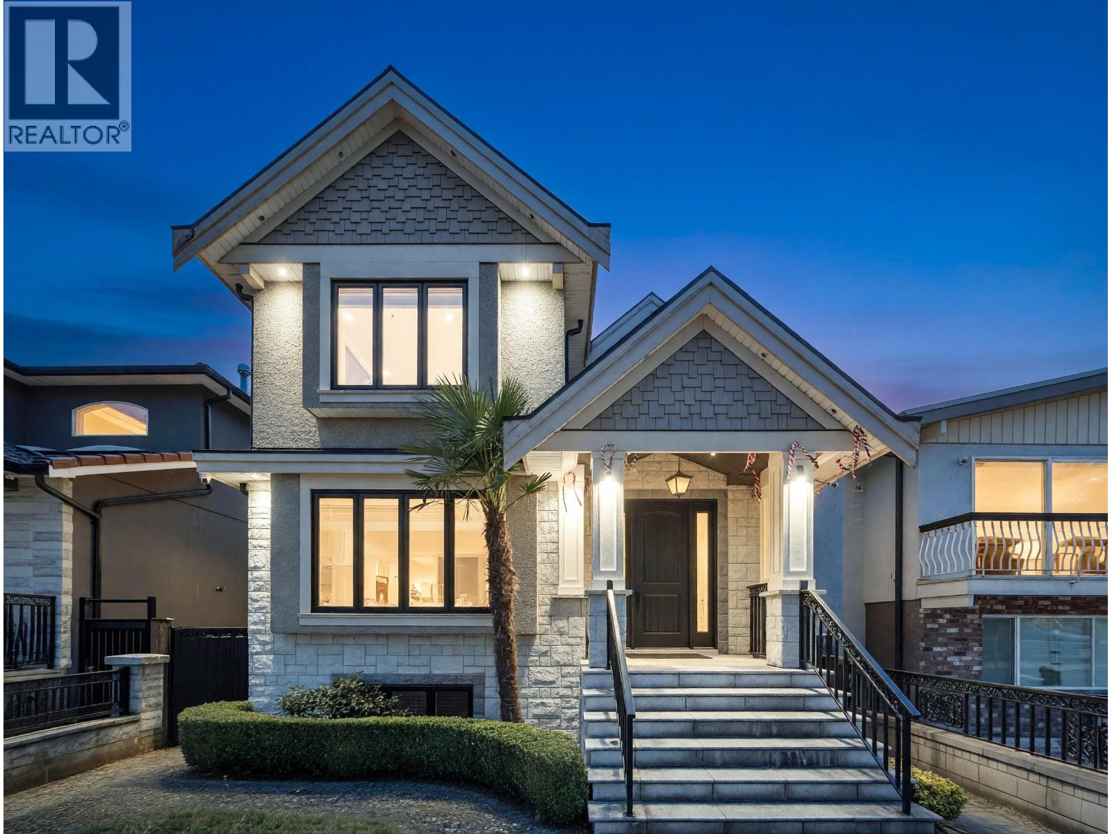 10 Bed, 7 Bath House for Sale in Vancouver – 2456 E 45TH AVENUE, Vancouver - Image 32