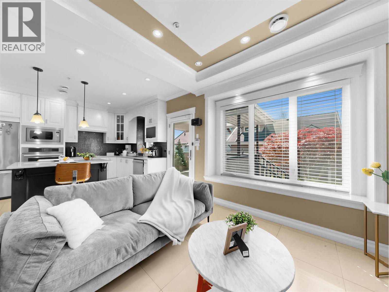 10 Bed, 7 Bath House for Sale in Vancouver – 2456 E 45TH AVENUE, Vancouver - Image 6