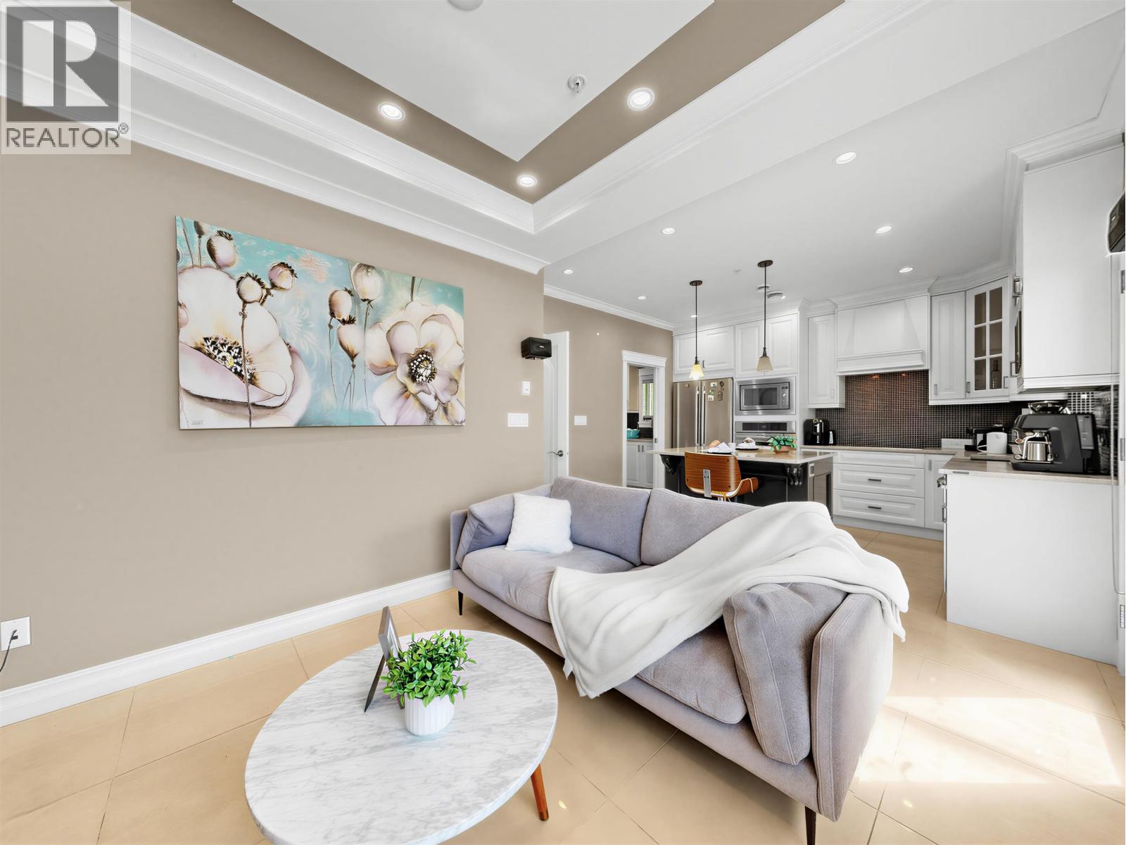 10 Bed, 7 Bath House for Sale in Vancouver – 2456 E 45TH AVENUE, Vancouver - Image 14