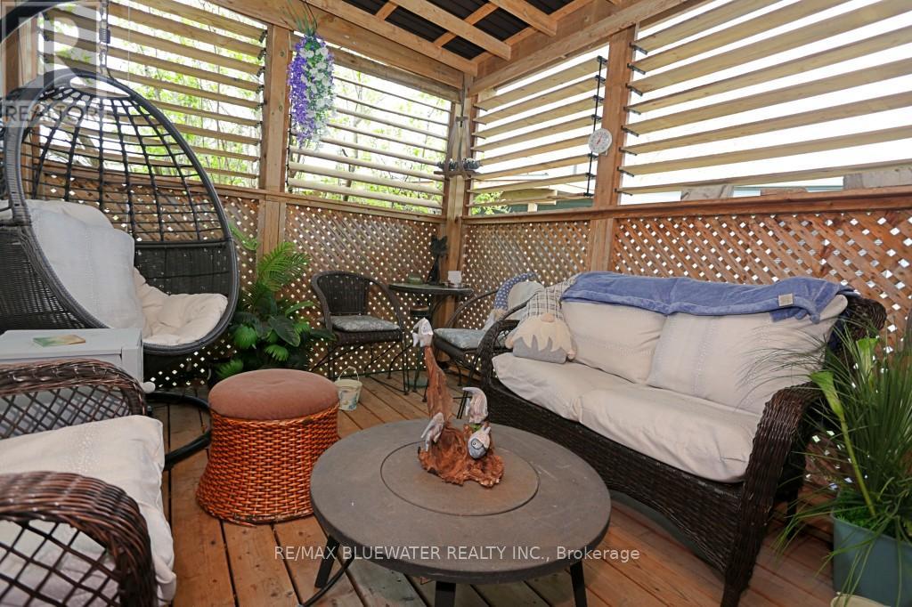35 PEBBLE BEACH PARKWAY - 20