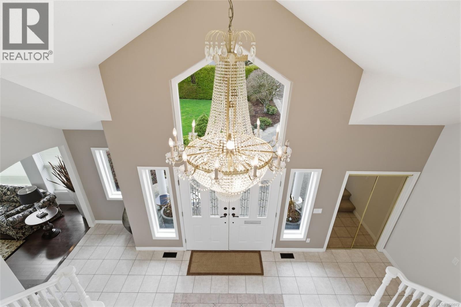 296 Cilaire Dr - 3