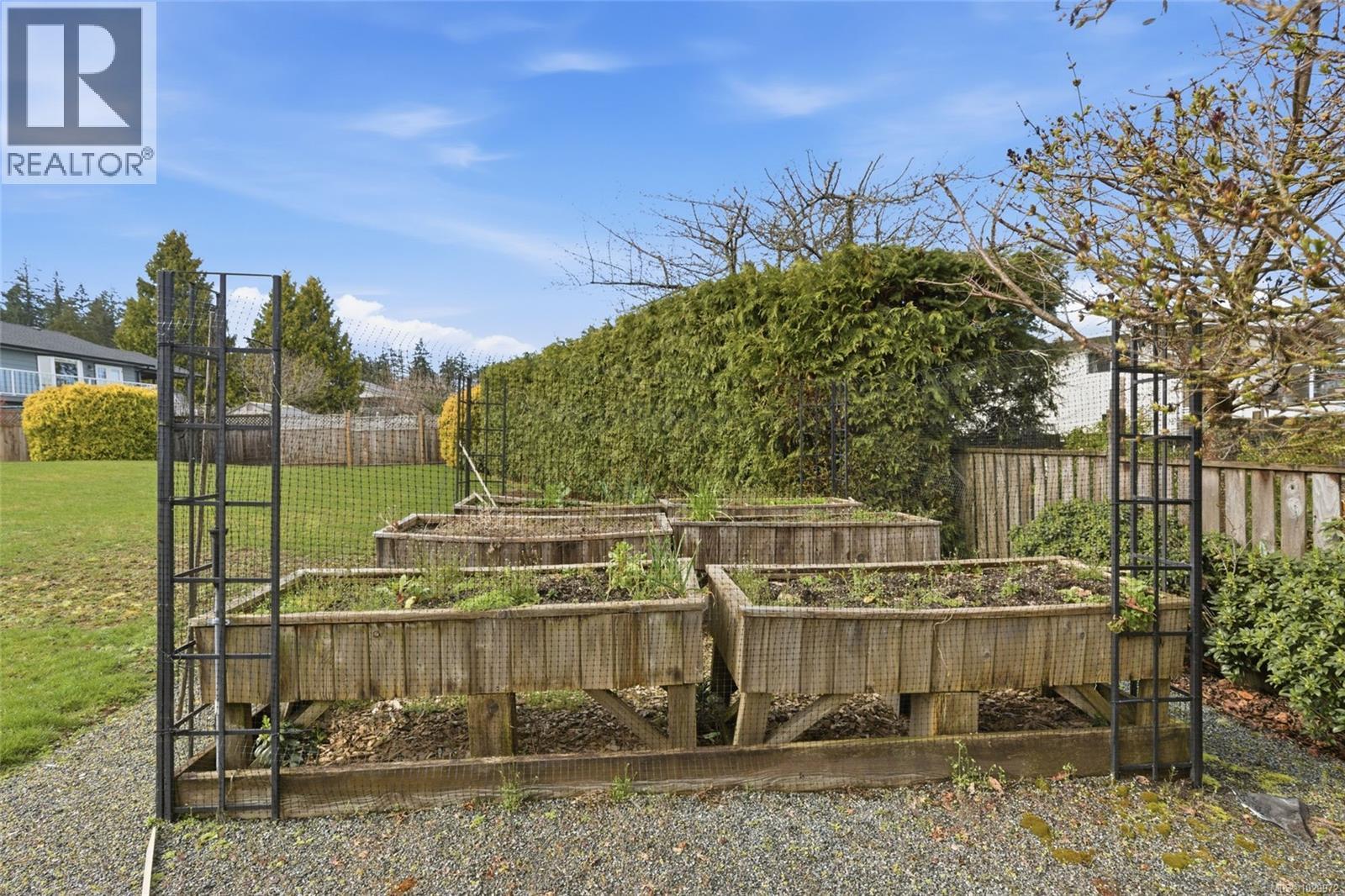 296 Cilaire Dr - 69