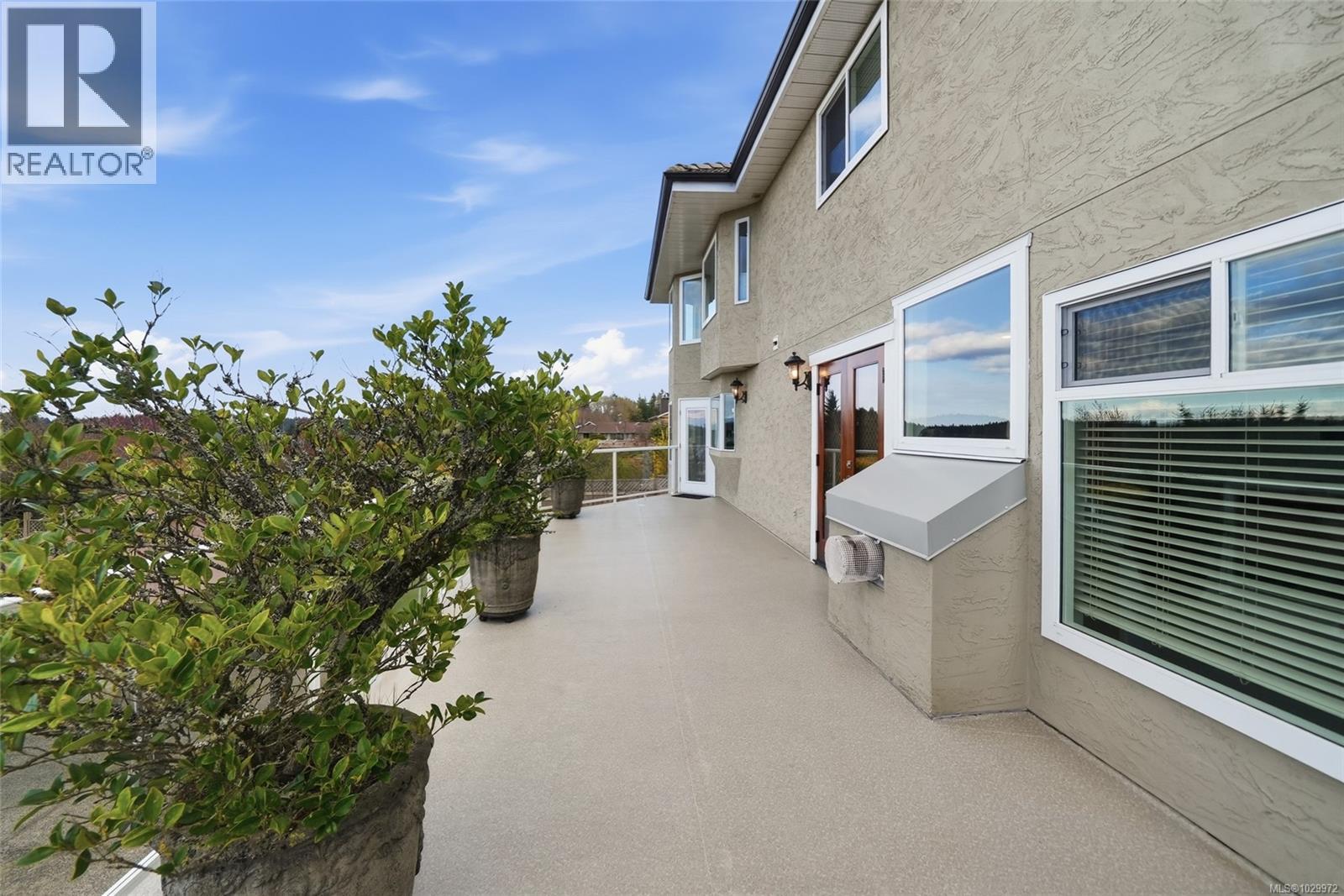 296 Cilaire Dr - 93