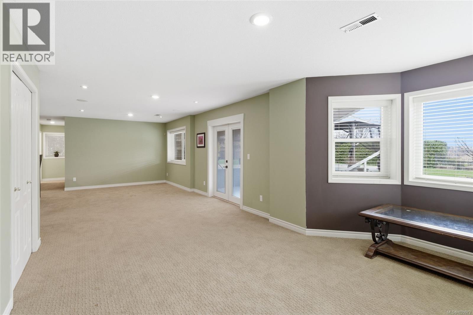 296 Cilaire Dr - 55