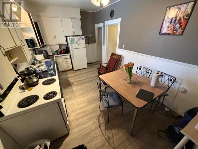 347 Syndicate AVE N - 12