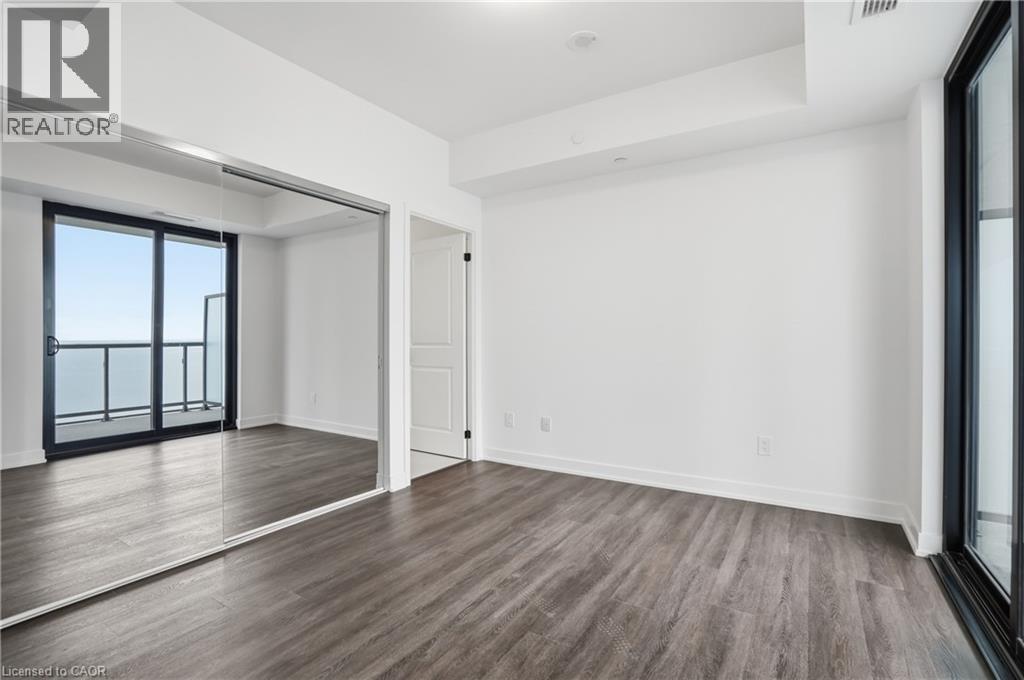 2075 LAKESHORE Road Unit# 1408, Burlington, Ontario, L7R1E2 — Photo 13