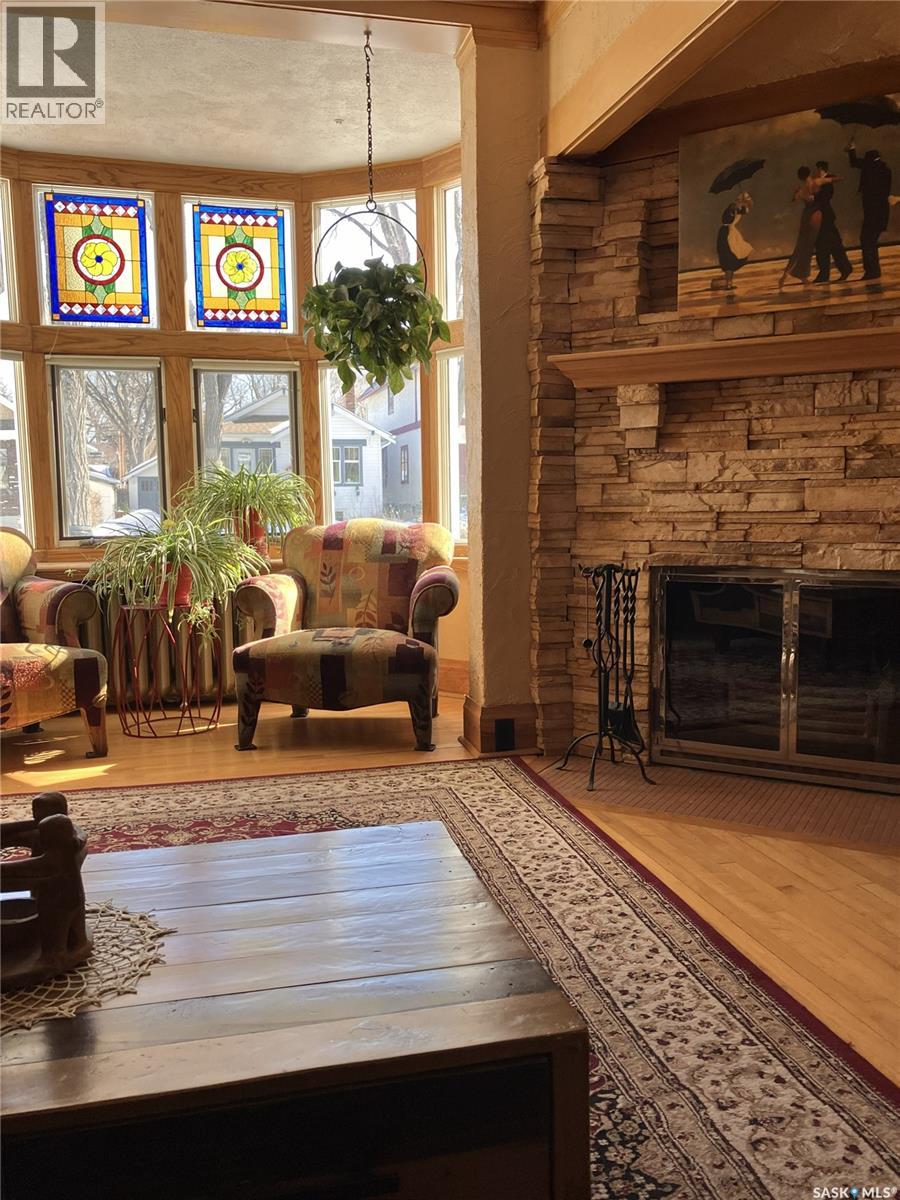 2834 Rae STREET - 14