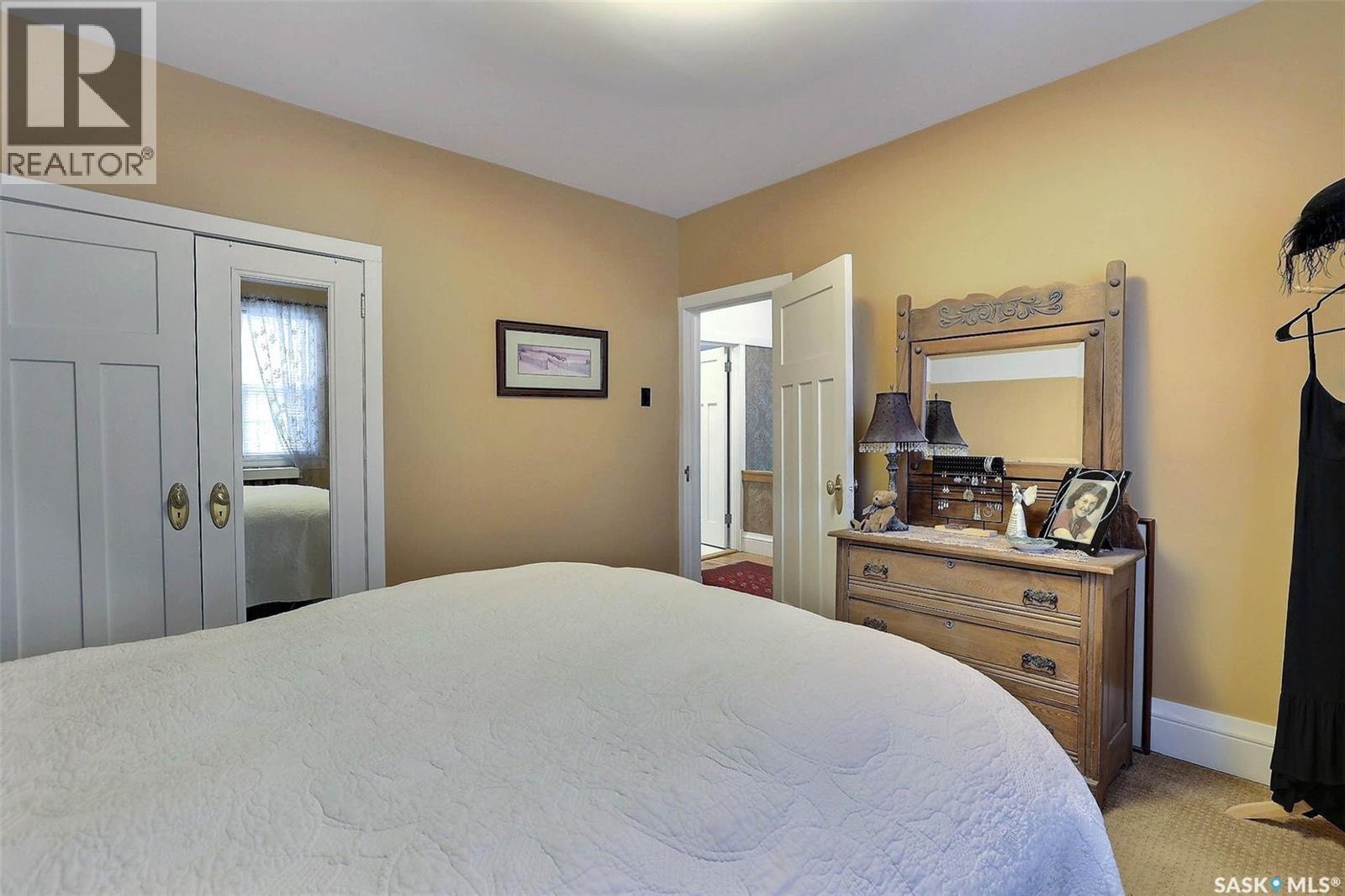 2834 Rae STREET - 25