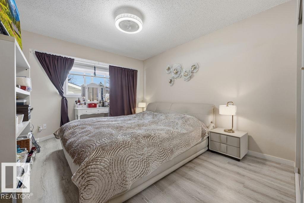 7422 188 ST NW - 21