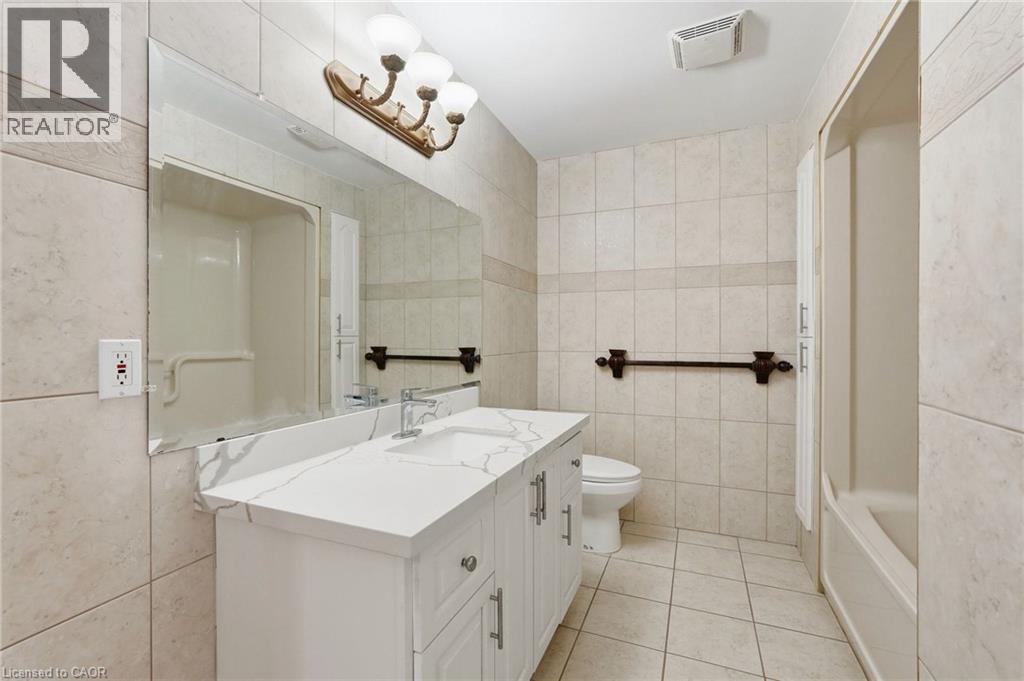 15 ROYAL YORK Court Unit# Upper, St. George, Ontario, N0E1N0 — Photo 21