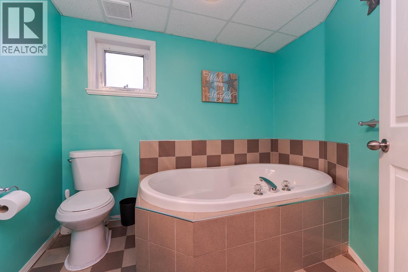 1467 VILLAGE AVENUE - 19