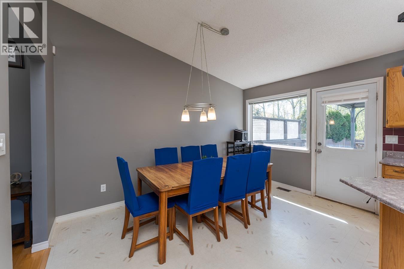 1467 VILLAGE AVENUE - 8