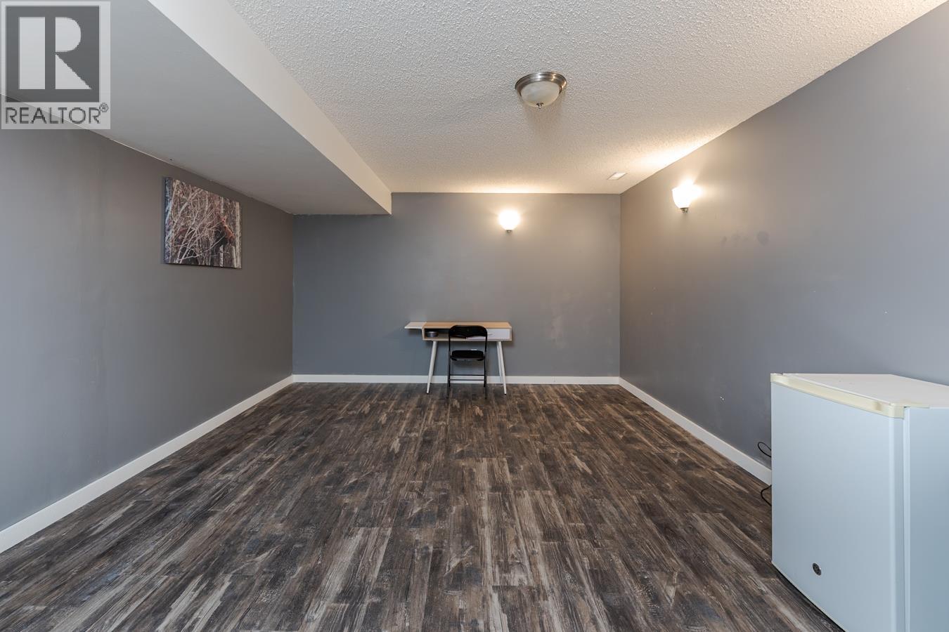 1467 VILLAGE AVENUE - 24