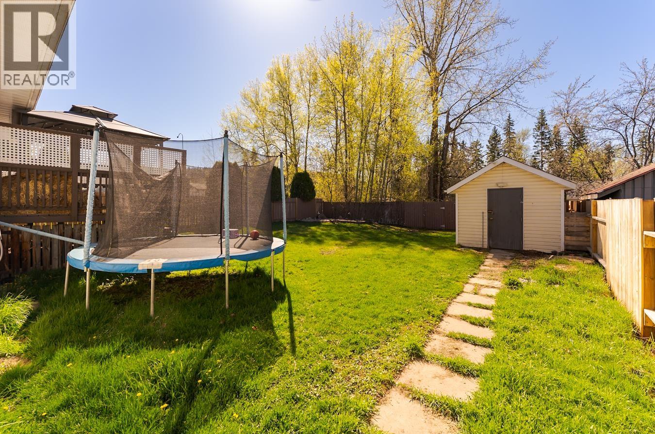 1467 VILLAGE AVENUE - 35