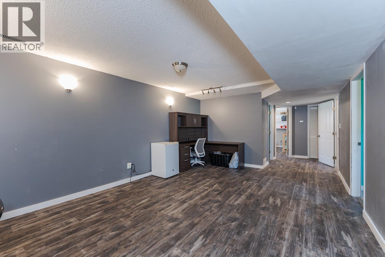 1467 VILLAGE AVENUE - 25