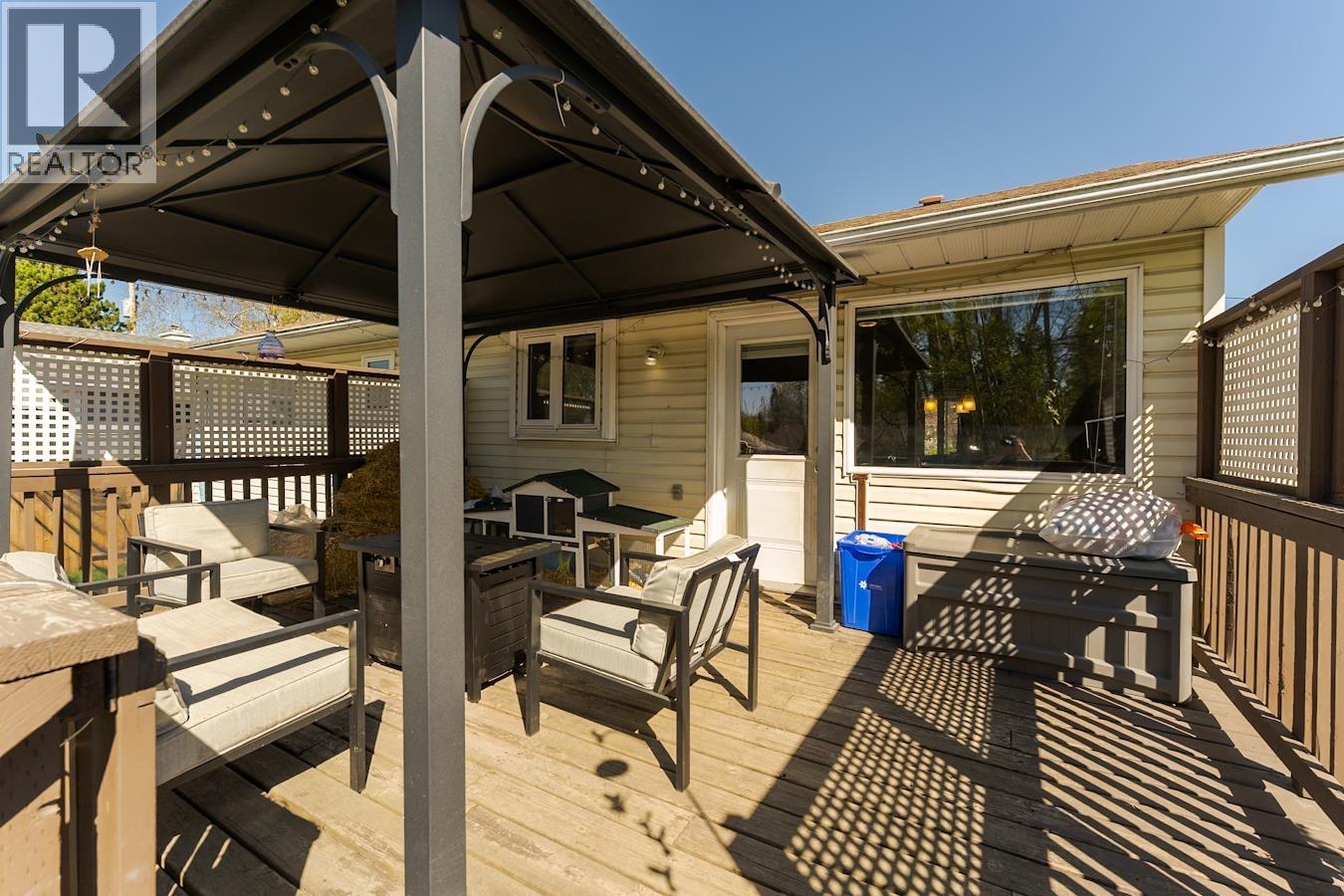 1467 VILLAGE AVENUE - 31