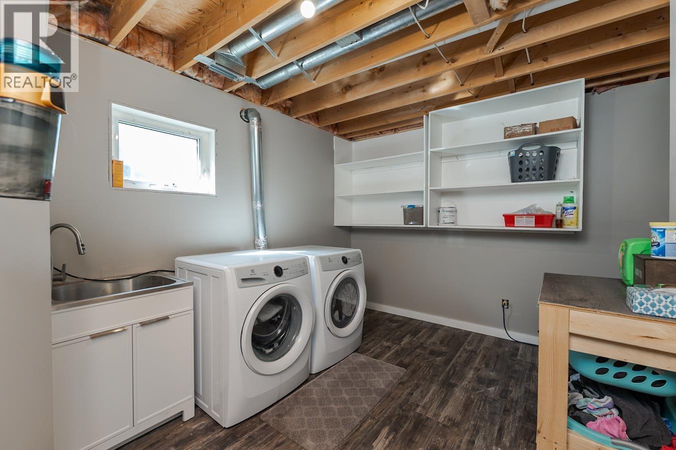 1467 VILLAGE AVENUE - 29